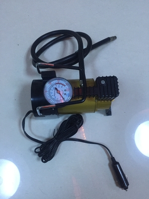 Good price Silver And Yellow Car Tyre Pressure Pump , Heavy Duty Power 12 Volt Air Compressor online